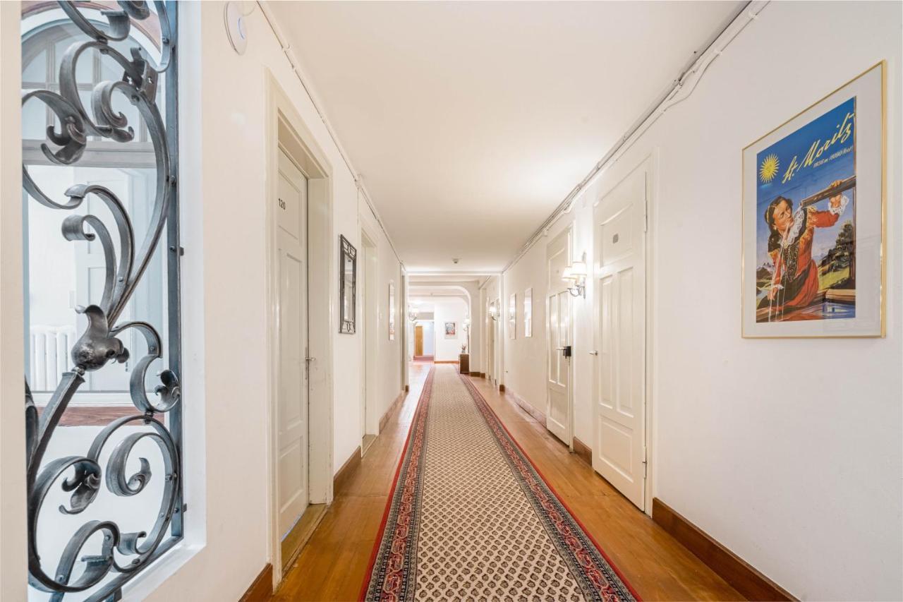 Hotel Engadinerhof Понтрезина Екстериор снимка