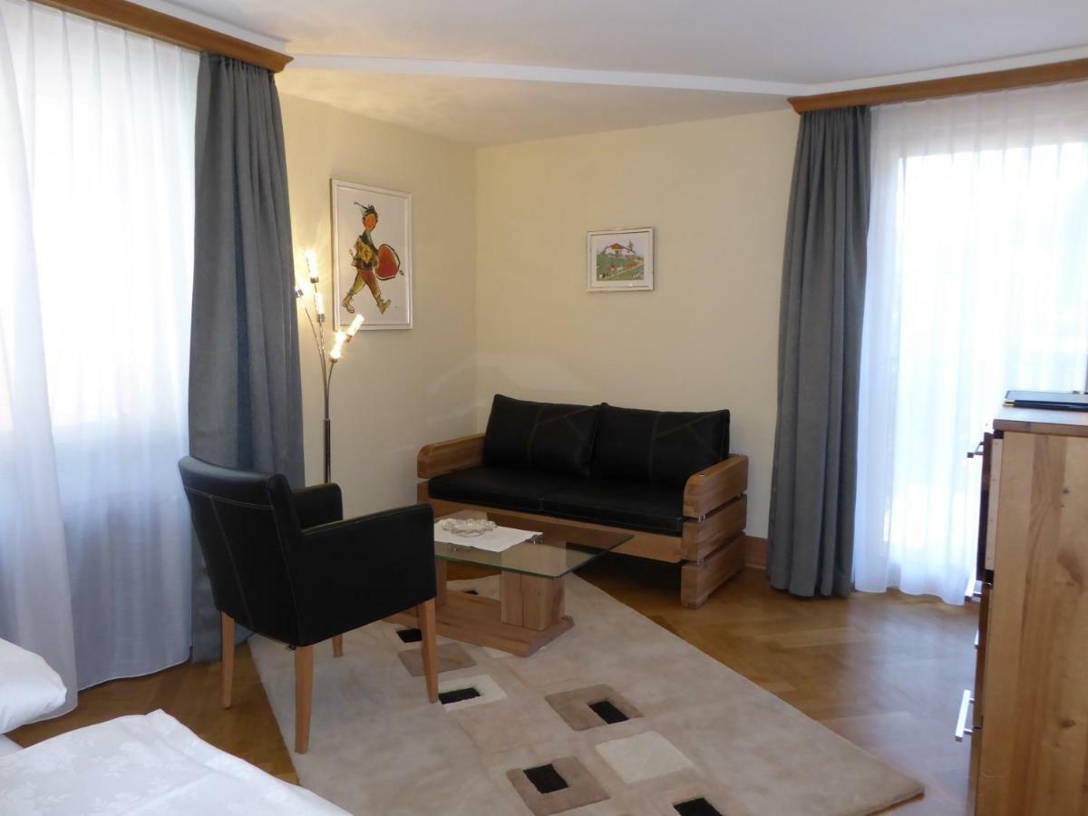Hotel Engadinerhof Понтрезина Екстериор снимка
